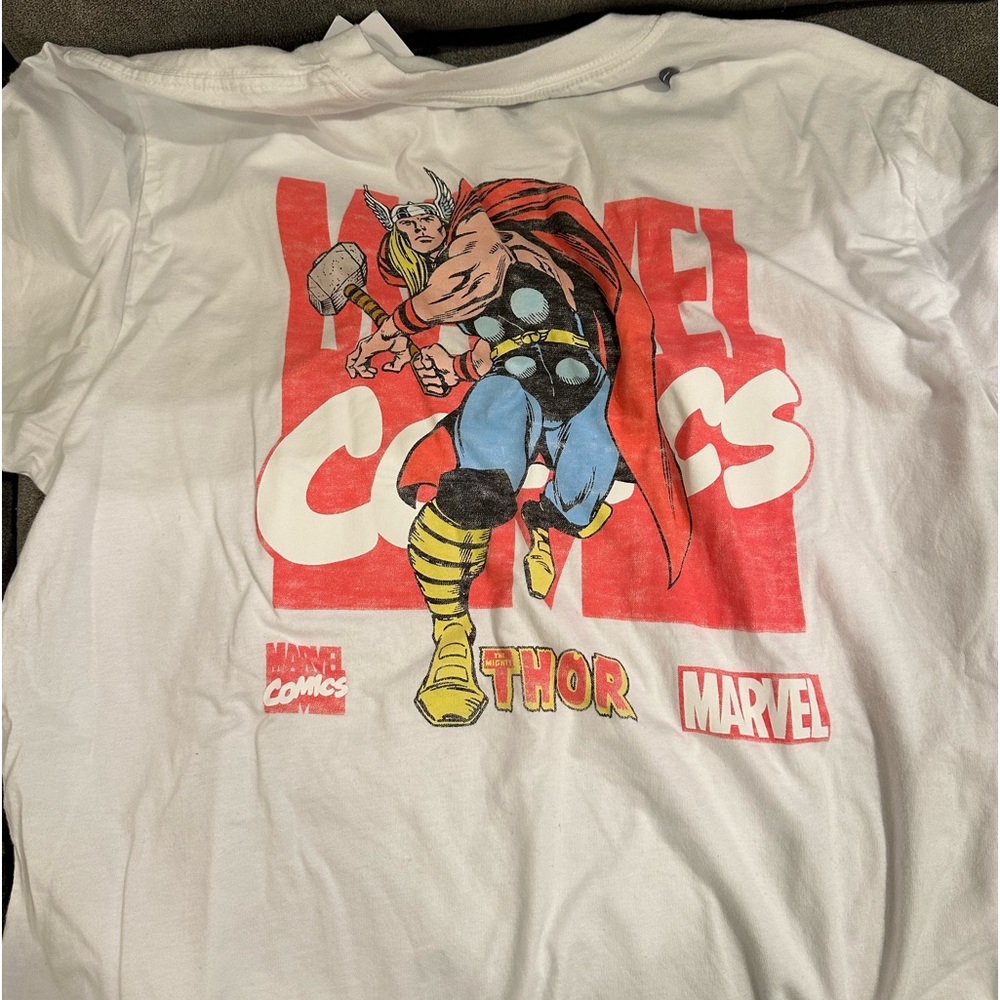 Men’s Thor Marvel size L Tee. New with tags.